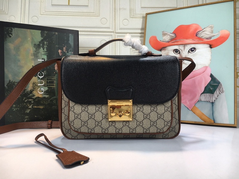 Gucci Handbags 445